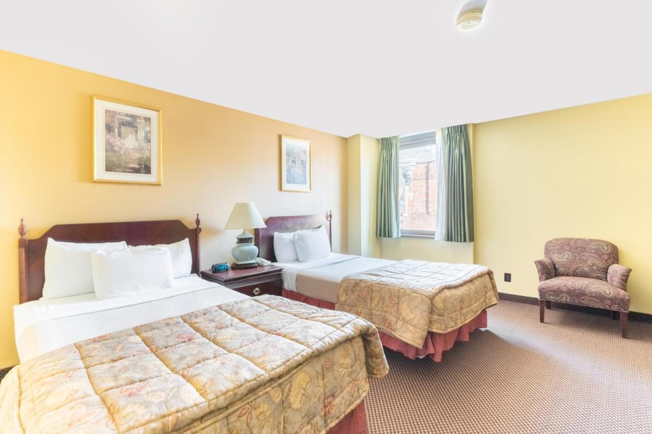 Mclure Hotel Wheeling Dış mekan fotoğraf