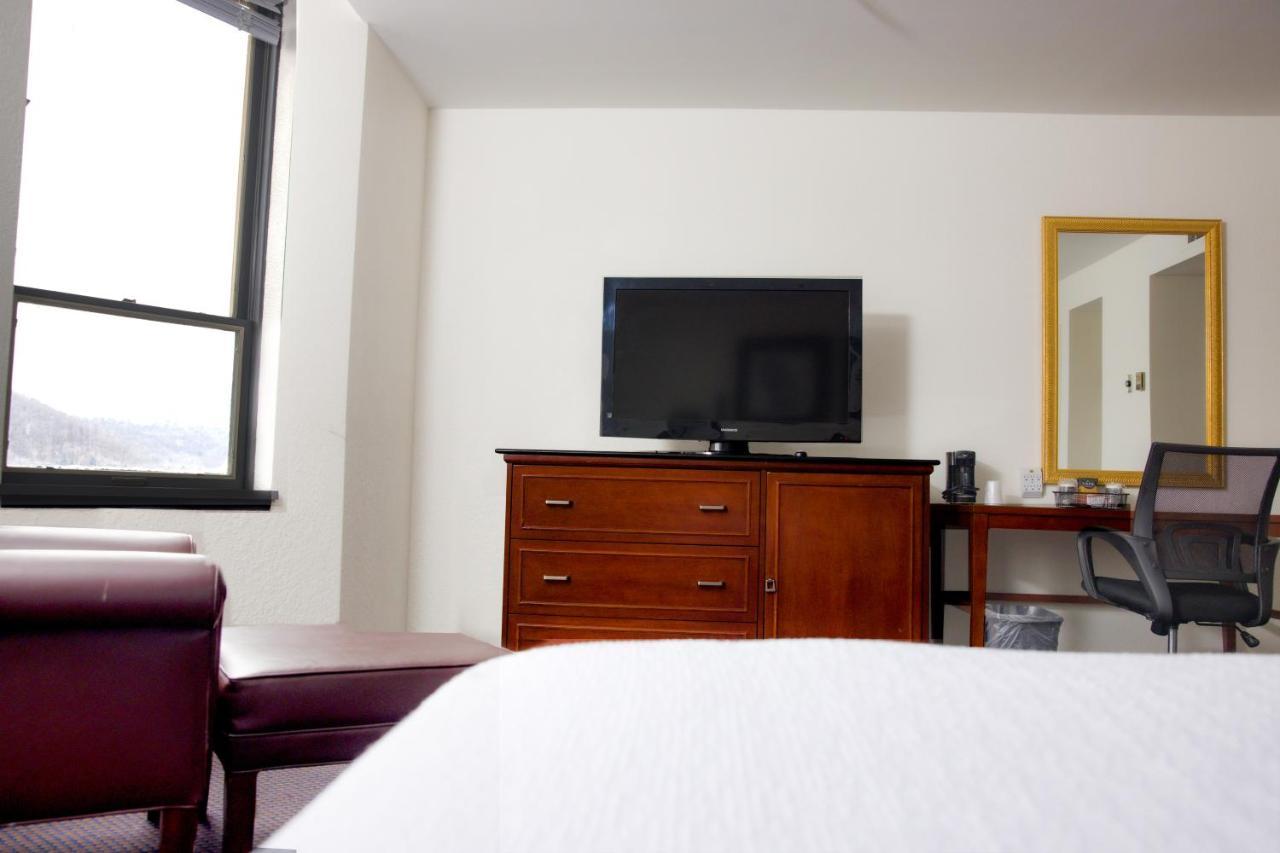 Mclure Hotel Wheeling Dış mekan fotoğraf