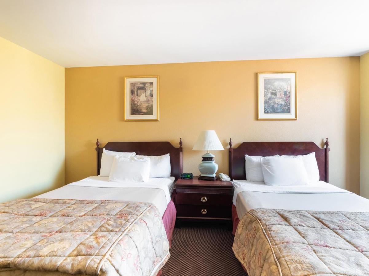 Mclure Hotel Wheeling Dış mekan fotoğraf