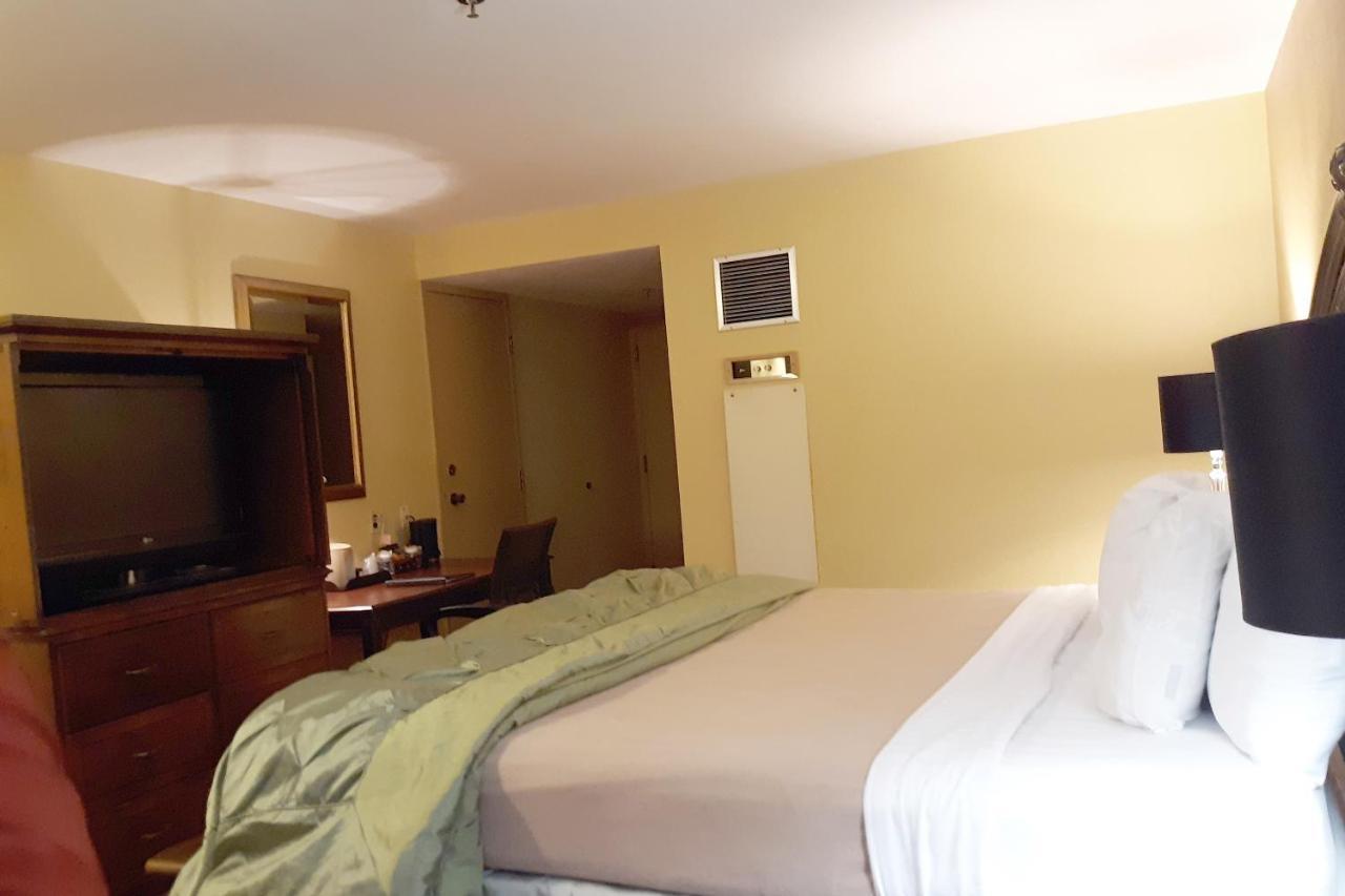 Mclure Hotel Wheeling Dış mekan fotoğraf